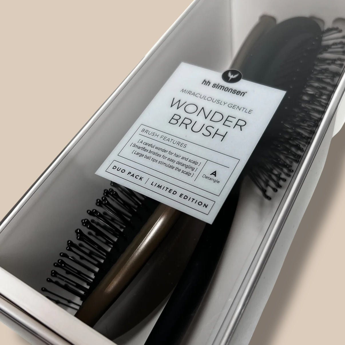 Wonder Brush HH Simonsen